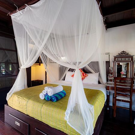 Lodtunduh Sari Hotell Ubud Rum bild