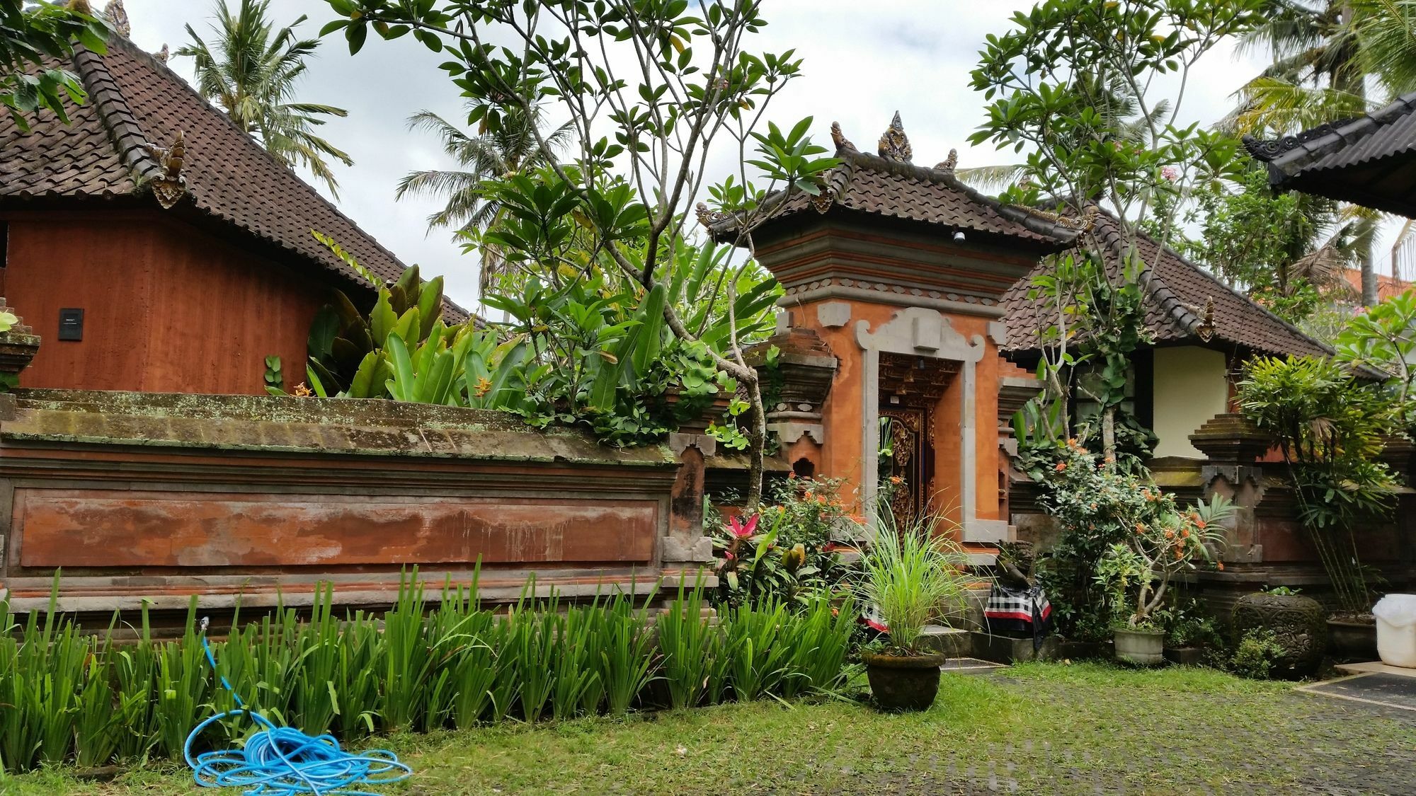 Lodtunduh Sari Hotell Ubud Exteriör bild